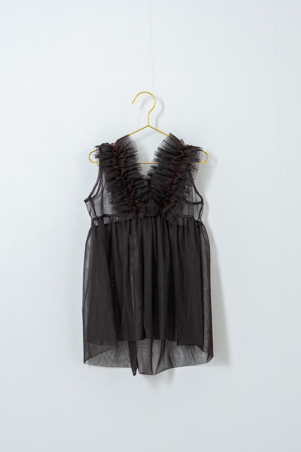 tulle / dark brown